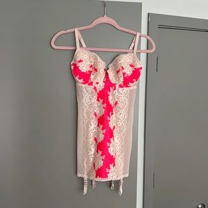 NWOT Victoria’s Secret Lingerie Body, 34D